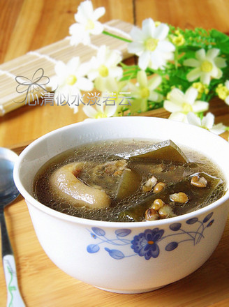 Mung Bean Kelp Trotter Soup recipe