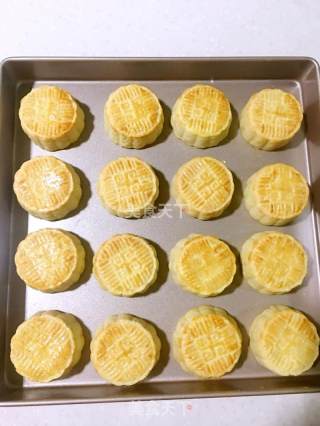 #柏翠大赛# Standard Cheese Custard Mooncake recipe