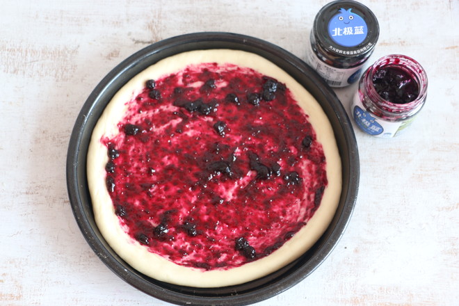 Fruit Pizza with Blueberry Sauce recipe