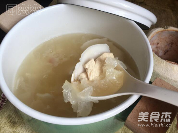 Coconut and Tremella Chicken Soup recipe