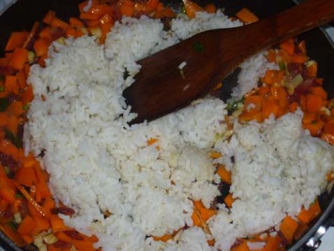 Fried Rice with Carrot Sauce recipe