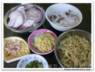 Delicious Introduction @@大马美食~~ Nasi Lemak with Cuttlefish Sambal recipe