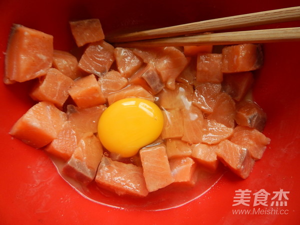 Crispy Salmon Cubes recipe