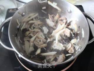 Hot and Sour Sausage Soup recipe