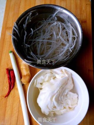 Fried Noodles with Kimchi recipe