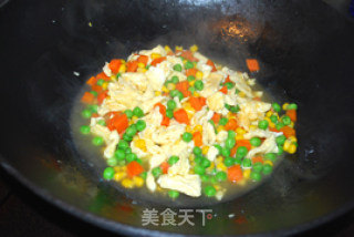 Scrambled Eggs with Peas recipe