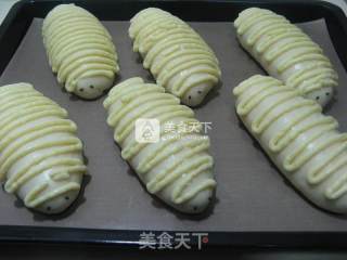 Caterpillar Meat Floss Bread recipe