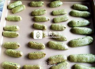 #aca烤明星大赛#spinach Fingerbread recipe