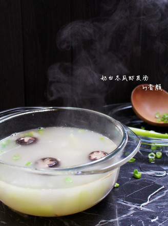 Milky White Winter Melon and Shrimp Skin Soup recipe
