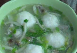 Cuttlefish Ball Real Shimeji Mushroom Soup recipe