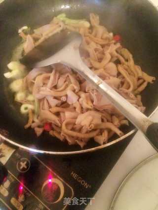 Spicy Boiled Duck Intestines recipe