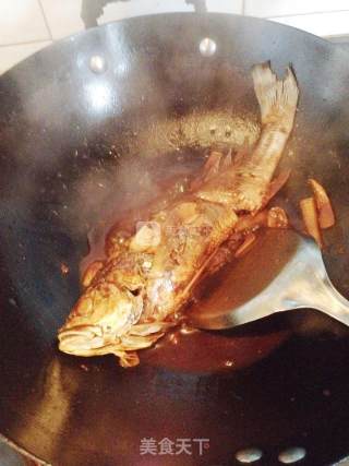 Sweet and Sour Yellow Croaker recipe