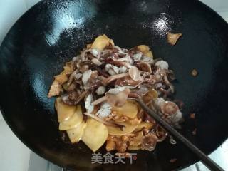 #下饭菜#potato Slices Fried Hazel Mushrooms recipe