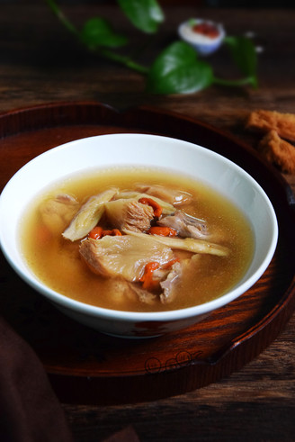 Astragalus Hericium and Chicken Soup丨bawang Supermarket