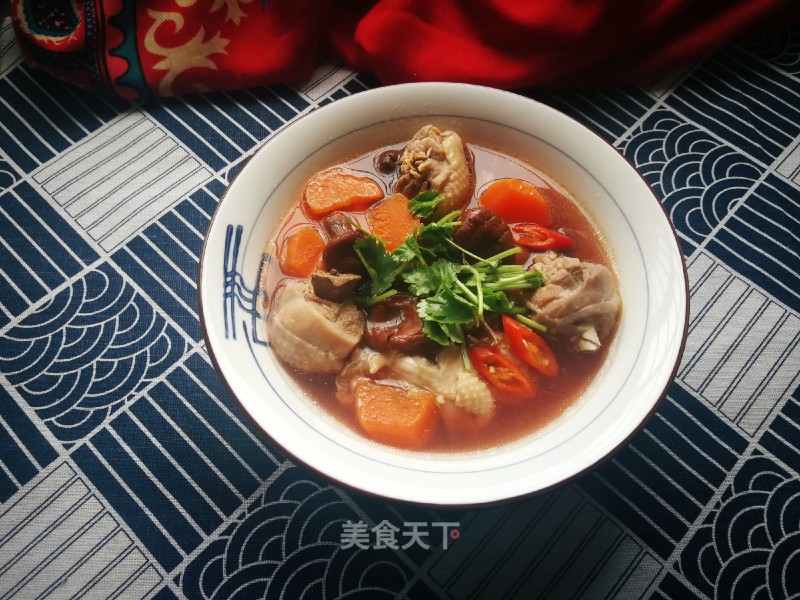 Stewed Chicken with Carrots and Red Mushroom