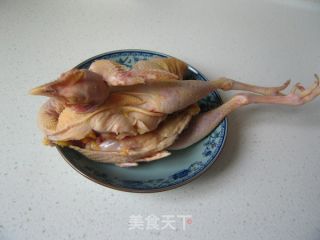 A Beautiful Soup for Strengthening Physique and Improving Immunity-mushroom Cordyceps Flower Chicken Soup recipe