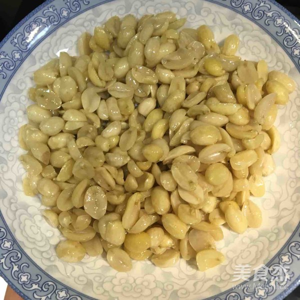 Alcoholic Peanuts recipe