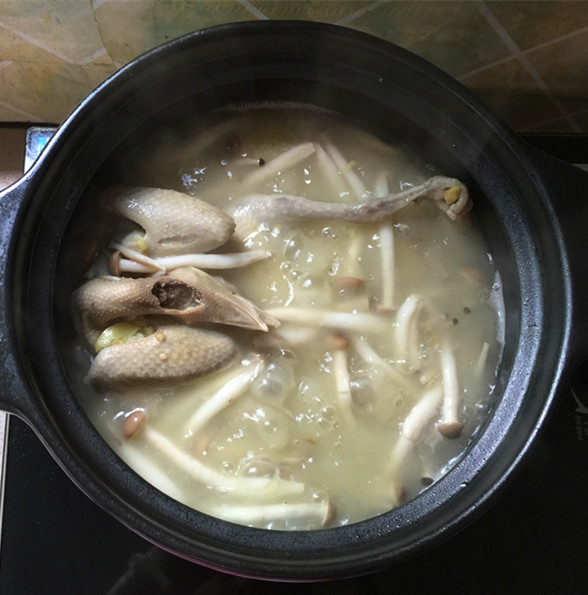 Chestnut Suckling Pigeon Soup recipe
