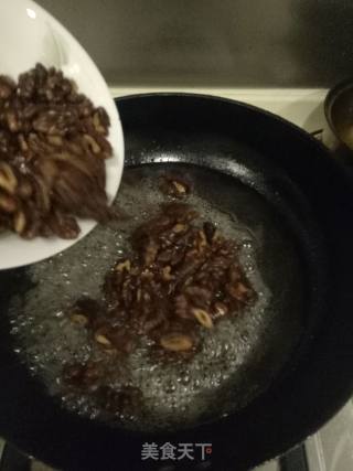 Stir-fried Walnuts in Sugar recipe