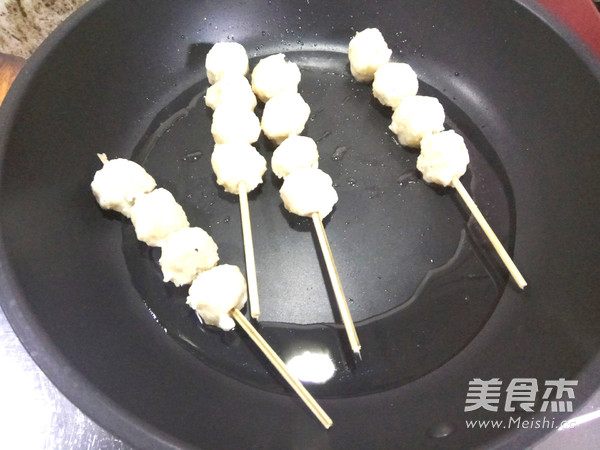 Pan-fried Sea Bass Skewers recipe