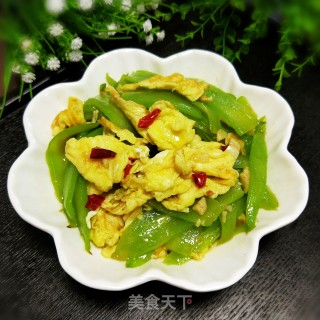 Scrambled Eggs with Lettuce recipe