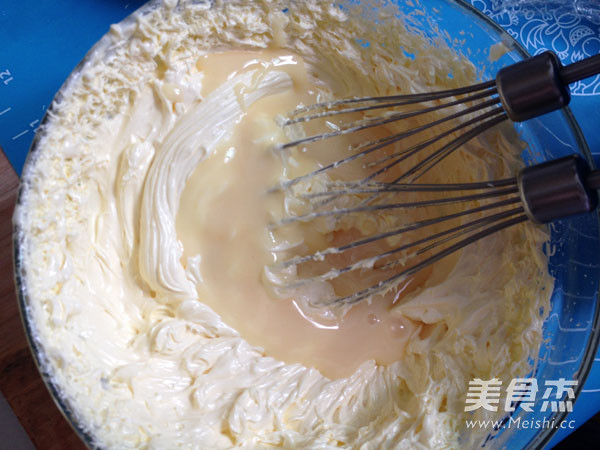 -homemade Pineapple Cake recipe