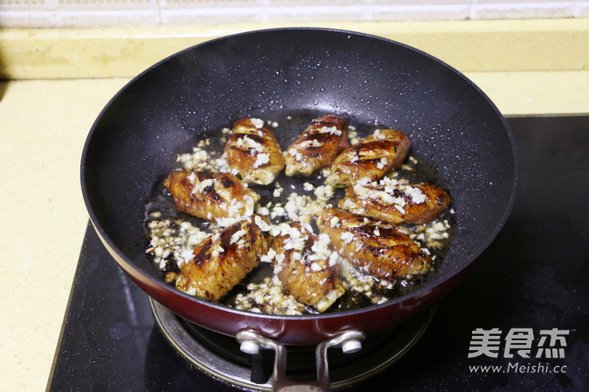 Garlic Chicken Wings recipe