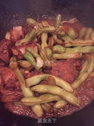 Braised Pork Ribs with Kidney Beans recipe