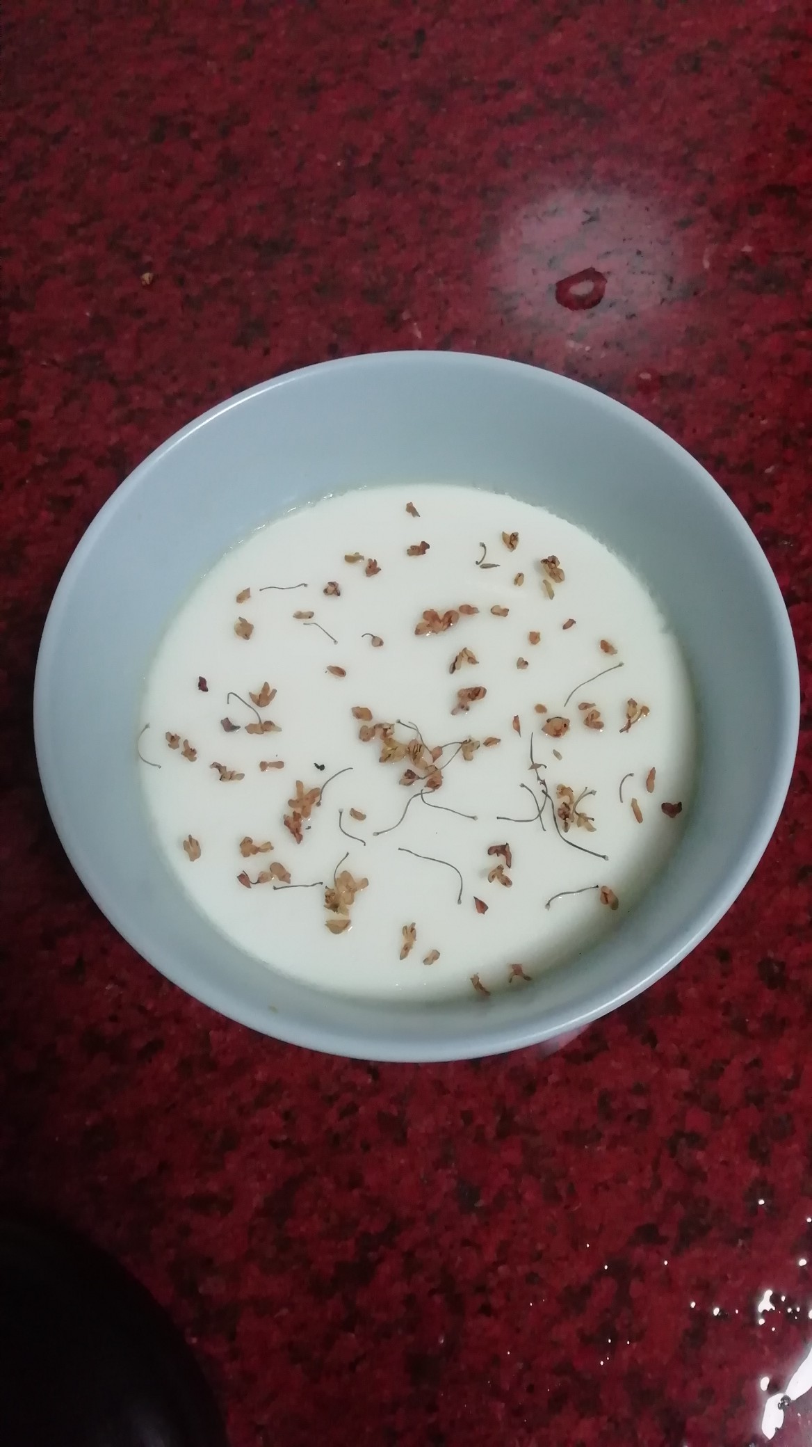 Honey Osmanthus Stew with Milk recipe