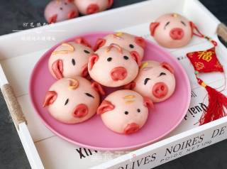 Cute Little Pig Buns recipe