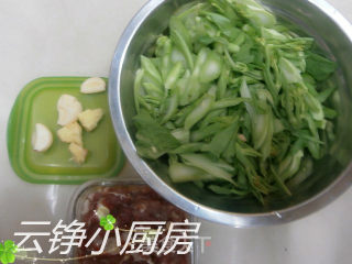 Stir-fried Pork with Mustard Stem recipe