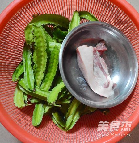 Winged Bean Stir-fried Pork recipe