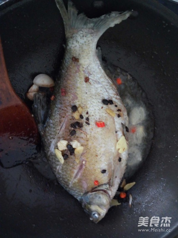 Braised Fish in Black Bean Sauce recipe