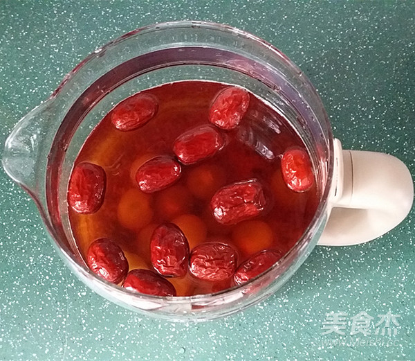 Brown Sugar, Longan and Red Date Soup recipe