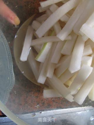 Hot and Sour Radish Sticks recipe