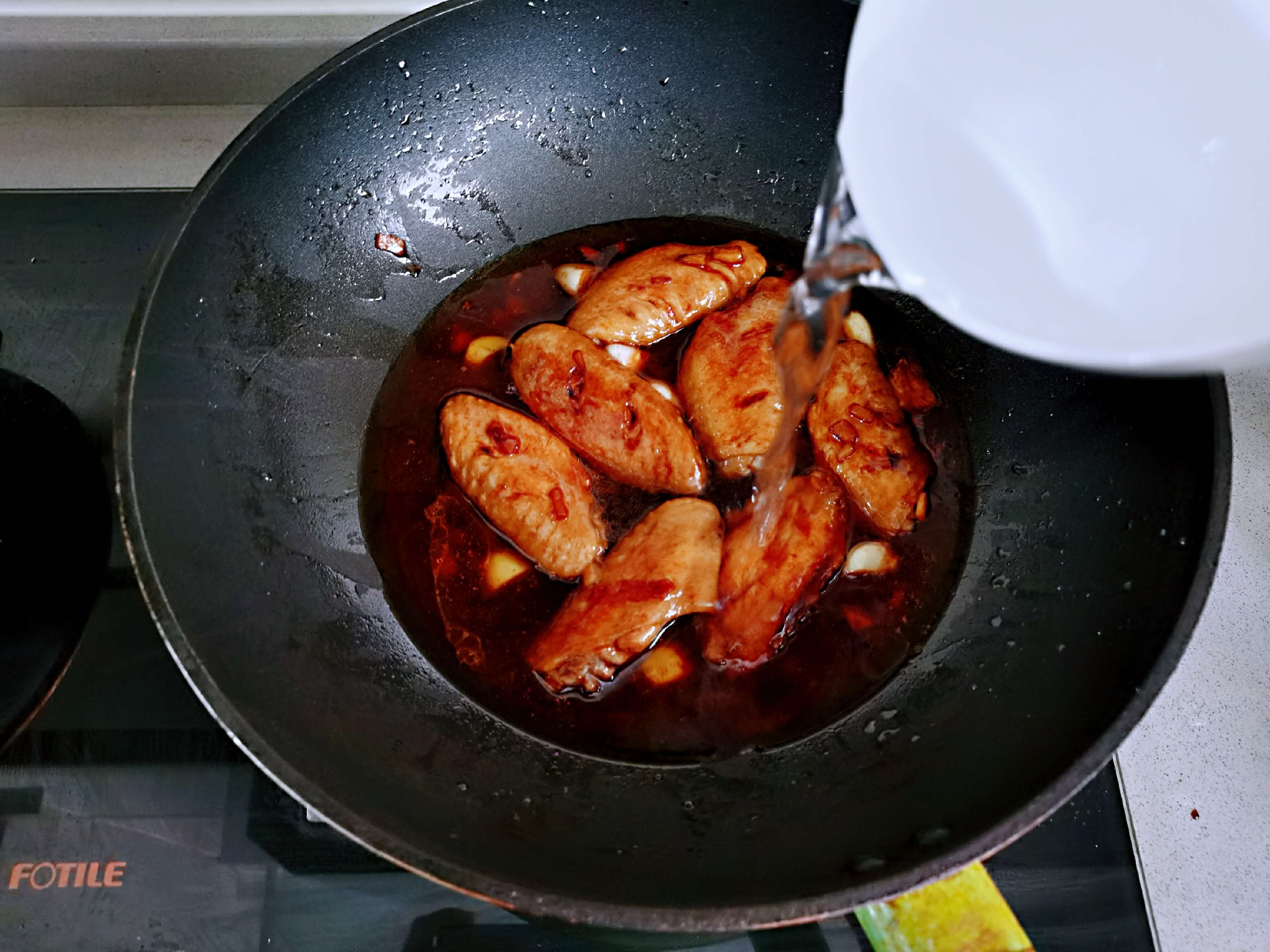 Braised Chicken Wings with Rich Sauce, Delicious Enough to Lick Your Fingers recipe