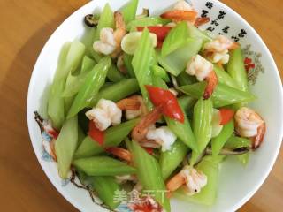 Stir-fried Shrimp Balls with Celery recipe