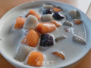 Banana Milk Three-color Taro Balls recipe