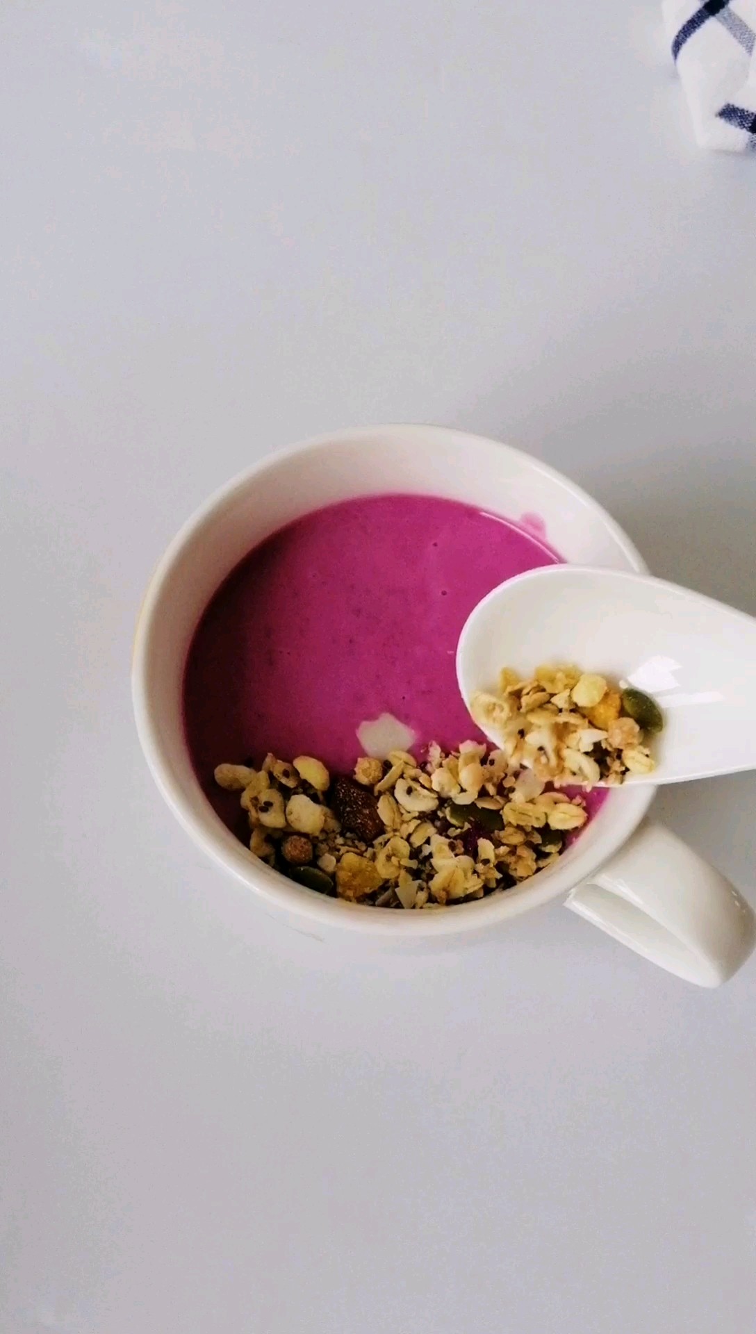 Yogurt and Purple Potato Milkshake recipe