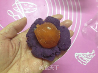 Purple Sweet Potato Egg Yolk Matcha Crisp recipe