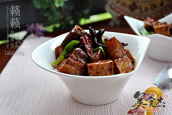 Thousand-page Tofu Braised Pork recipe