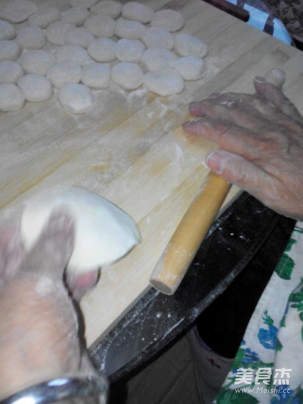 Pickled Cabbage Dumplings recipe