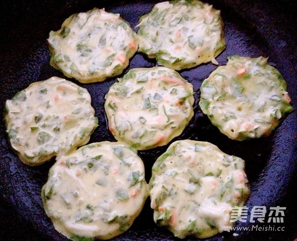 Celery and Bean Sprout Egg Pancake recipe