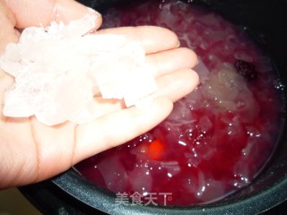 Luoshen Flower Tremella Soup recipe