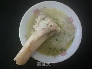 Kuaishou Lazy Meal One by One Beef Bone Vermicelli Soup recipe