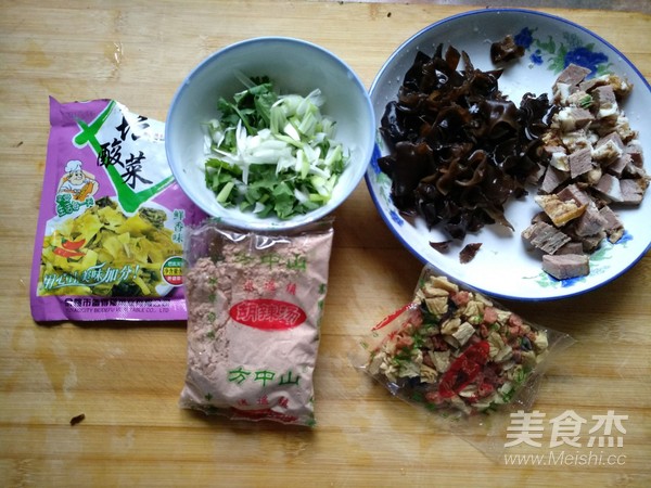 Laotan Pickled Cabbage Beef and Spicy Soup recipe