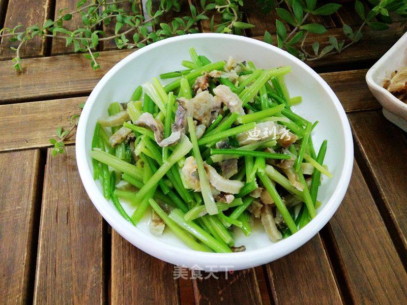 Stir-fried Celery with Eel recipe