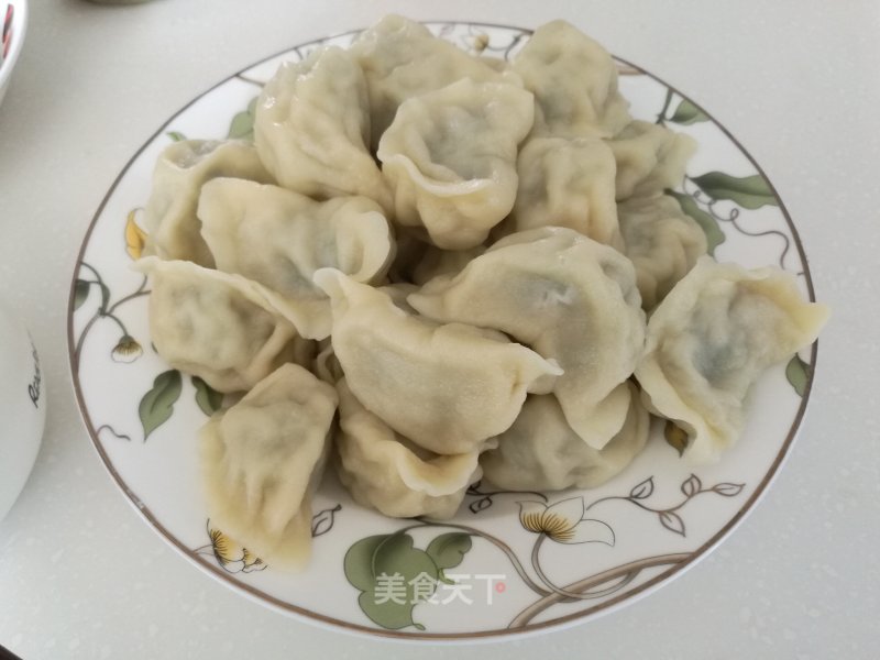 Dumplings with Pork and Bitter Vegetables recipe