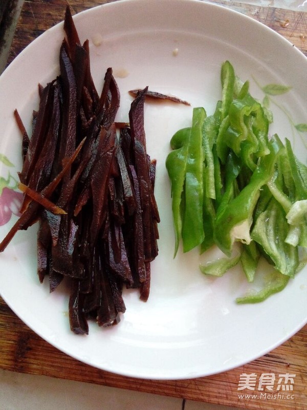 Stir-fried Pickles with Potato Shreds (kong Ming Cuisine) recipe