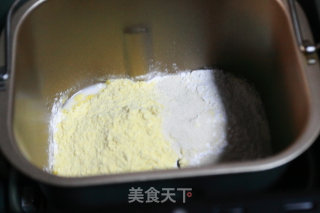 Healthy Corn Meal Whole Grain Breakfast Buns recipe